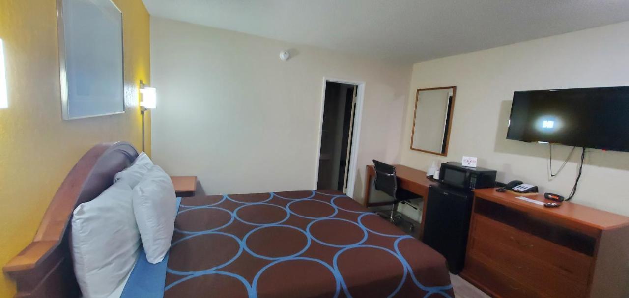 American Inn Motel Pratt 外观 照片