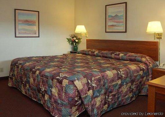 American Inn Motel Pratt 外观 照片