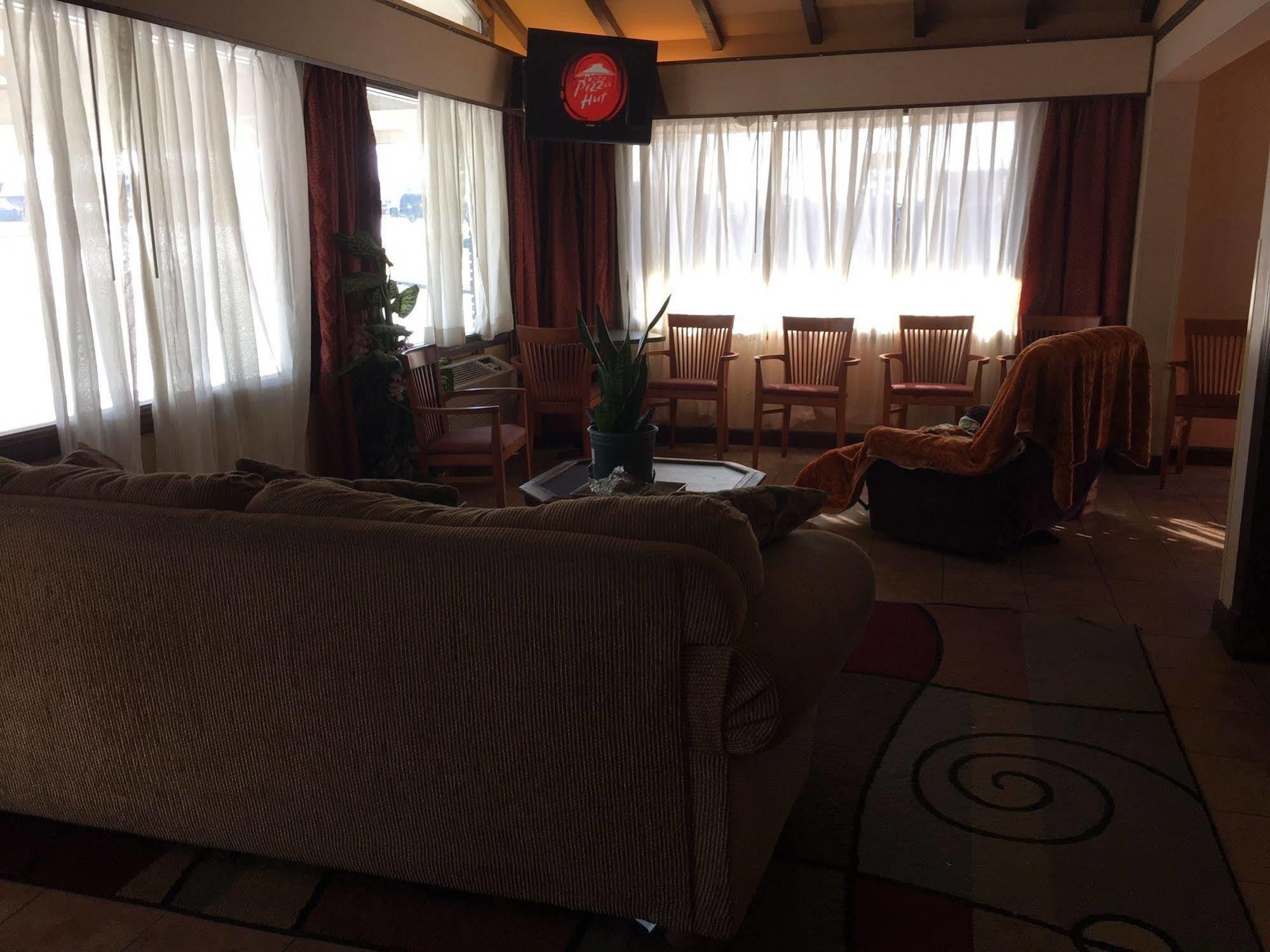 American Inn Motel Pratt 外观 照片