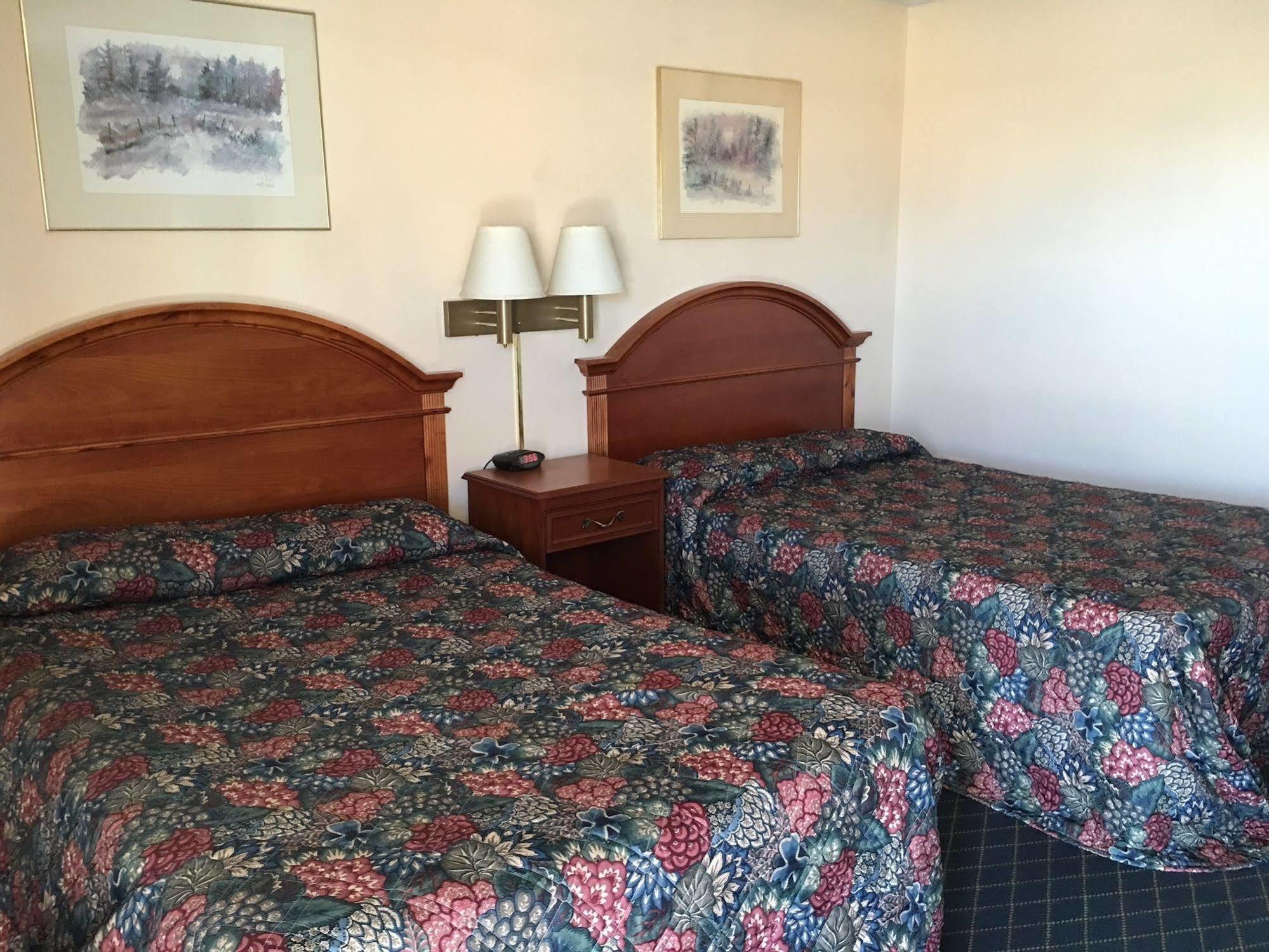 American Inn Motel Pratt 外观 照片